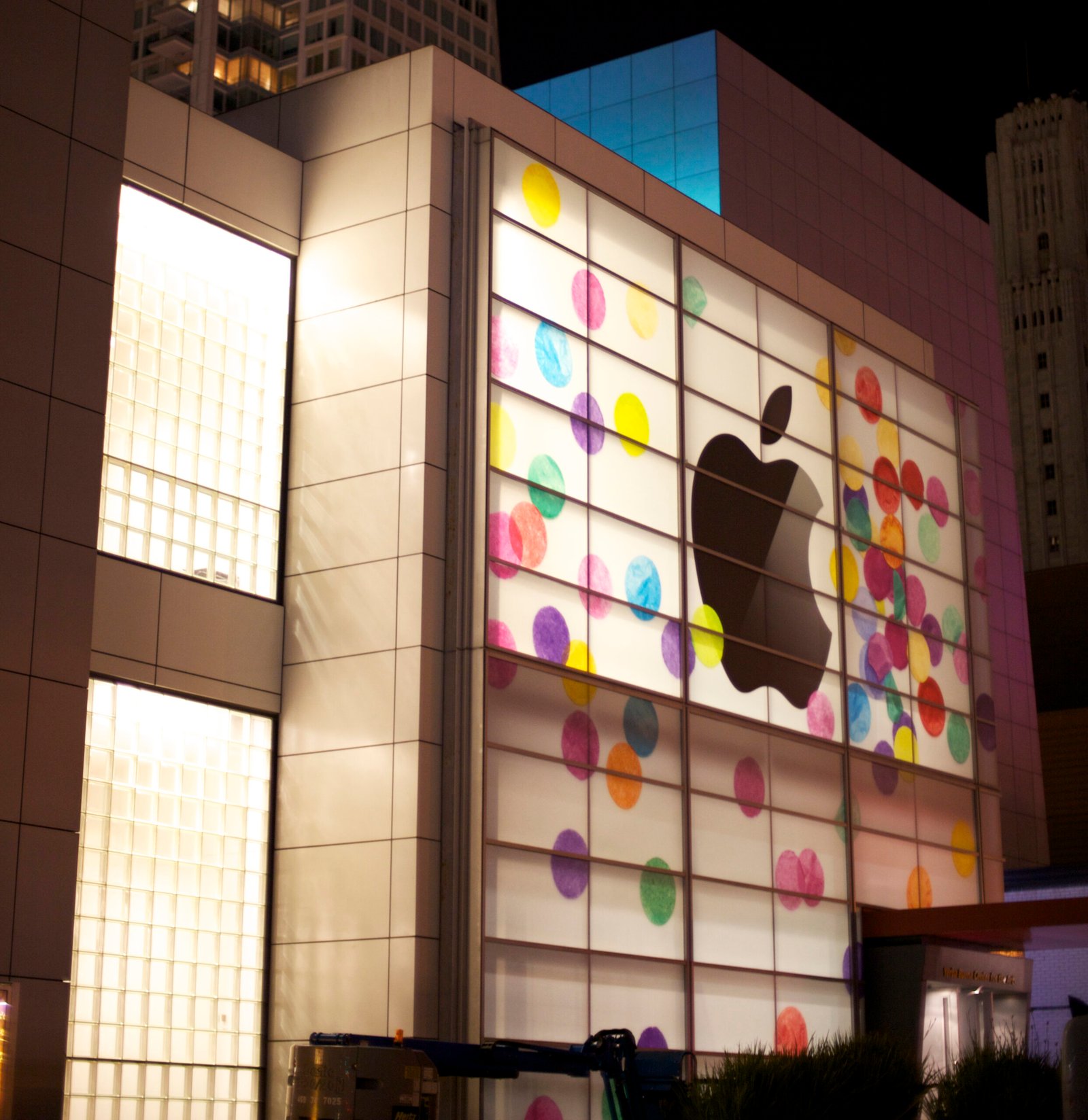 Apple's iOS 18 Brings Apple Intelligence: Smarter iPhone for Everyone
